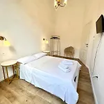 Ca Nell'umbertino - A 150 Mt Dalla Stazione Apartment La Spezia