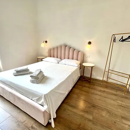 Ca Nell'umbertino - A 150 Mt Dalla Stazione