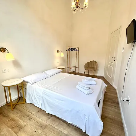 Ca Nell'umbertino - A 150 Mt Dalla Stazione Apartmán La Spezia