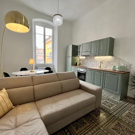 Ca Nell'umbertino - A 150 Mt Dalla Stazione *